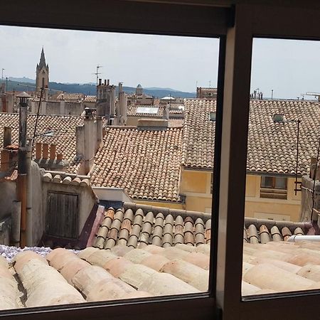 Beau Duplex Avec Terrasse - Centre Historique Aix-en-Provence Exterior foto
