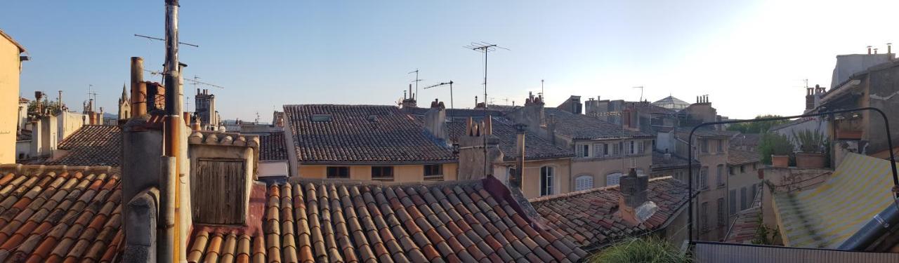 Beau Duplex Avec Terrasse - Centre Historique Aix-en-Provence Exterior foto