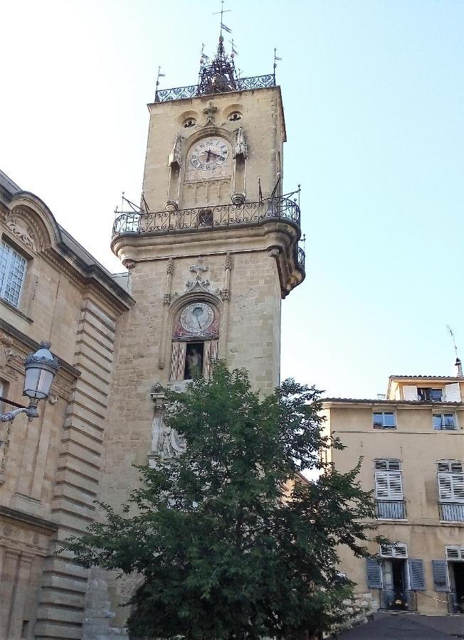 Beau Duplex Avec Terrasse - Centre Historique Aix-en-Provence Exterior foto
